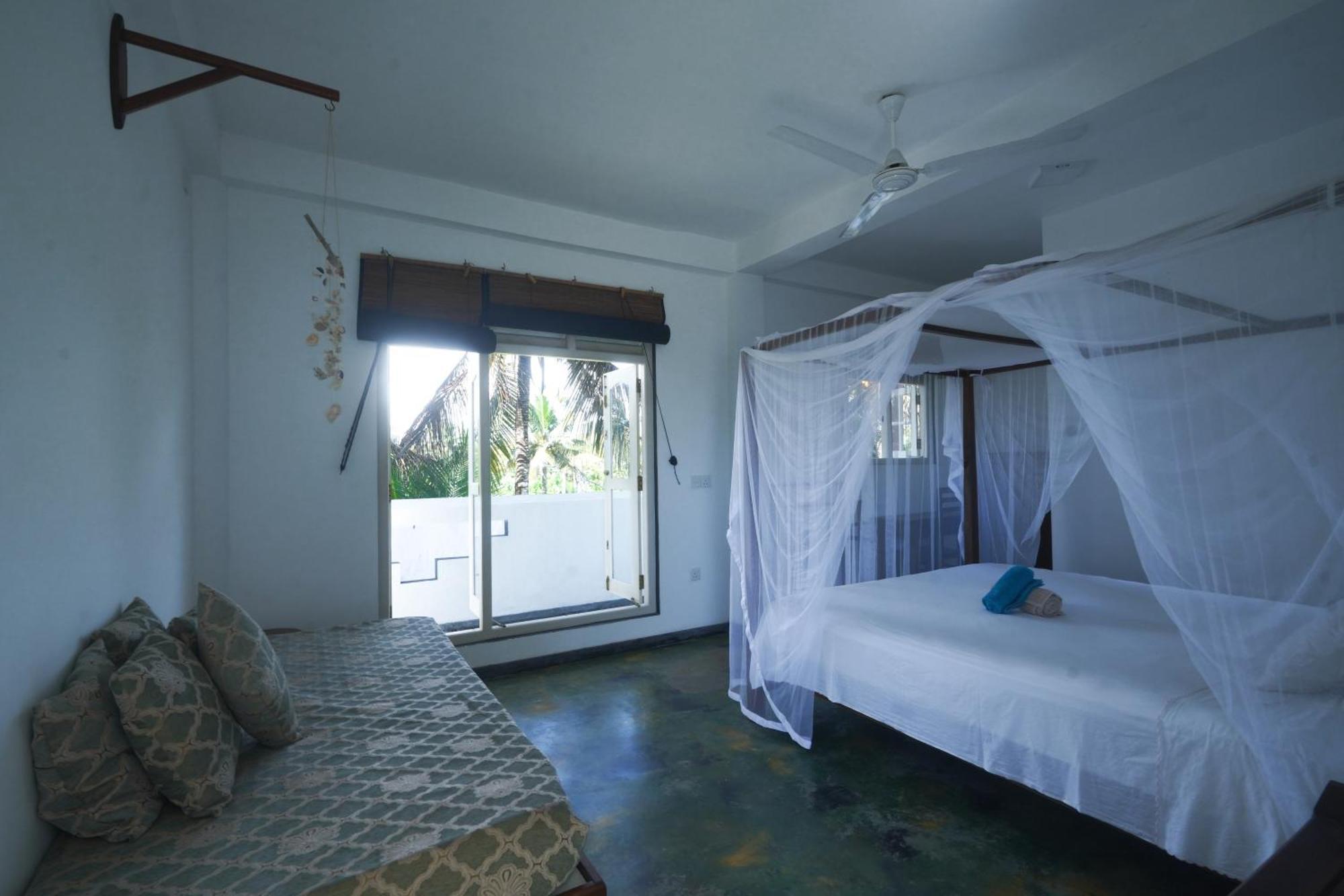 Casa Tharin Madiha Bed & Breakfast Matara Exterior photo
