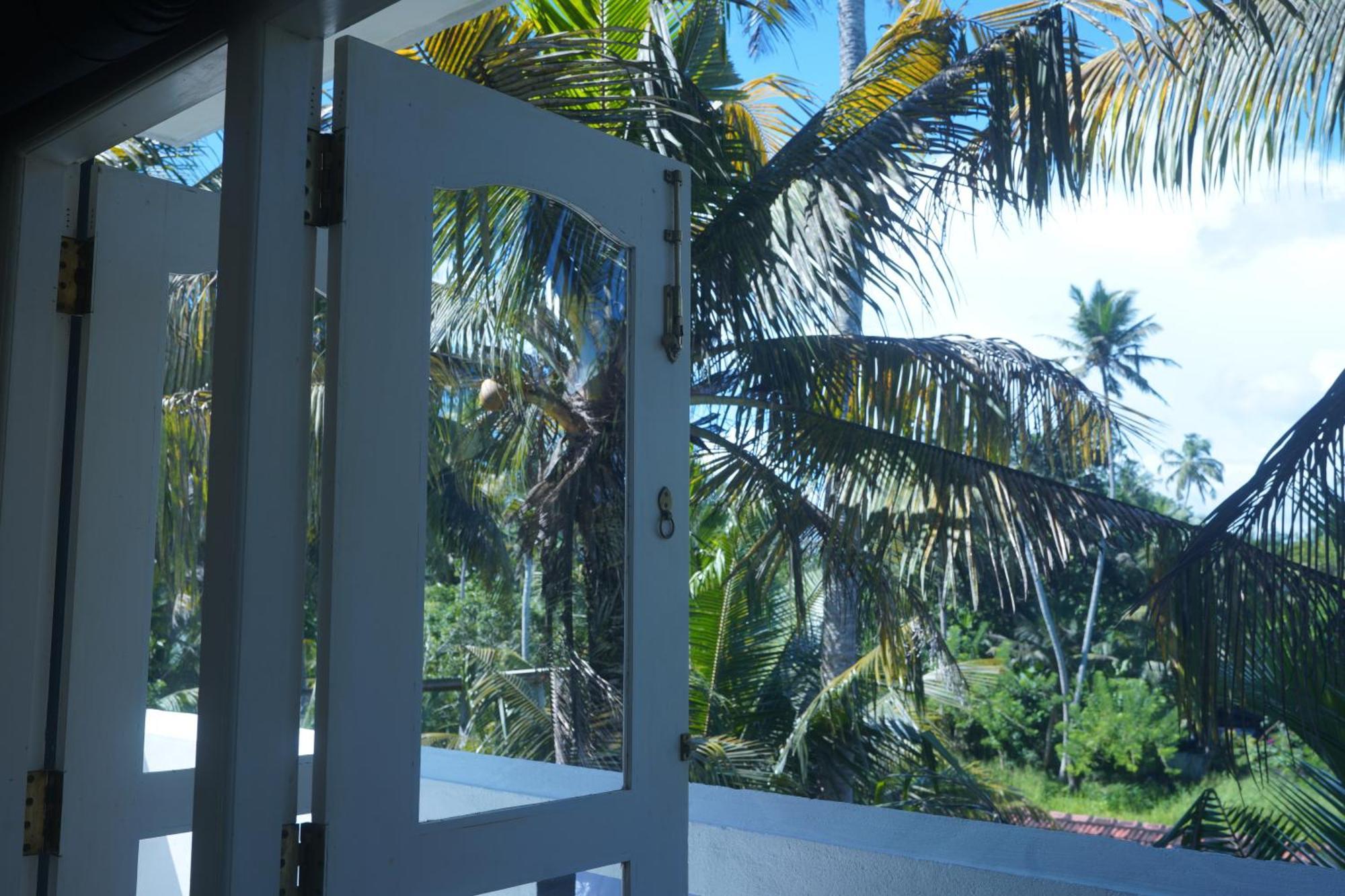 Casa Tharin Madiha Bed & Breakfast Matara Exterior photo