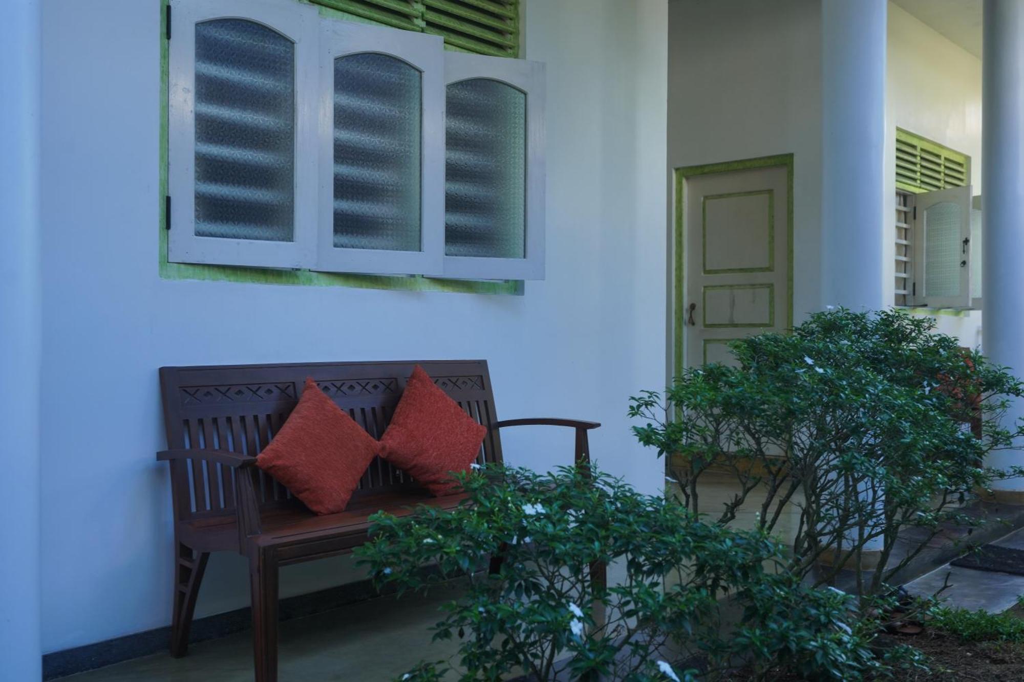 Casa Tharin Madiha Bed & Breakfast Matara Exterior photo